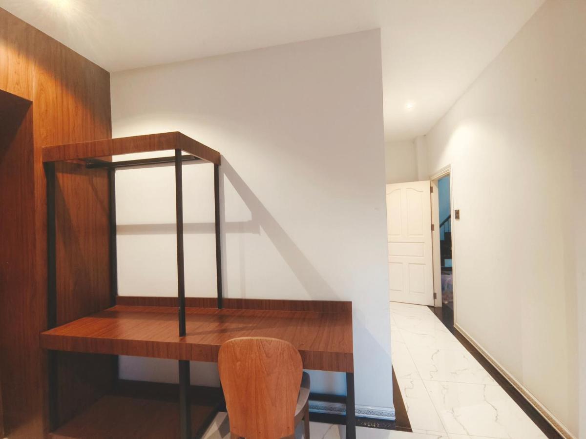 Jenny Airport Lounge Bed and Breakfast Vientiane Eksteriør billede